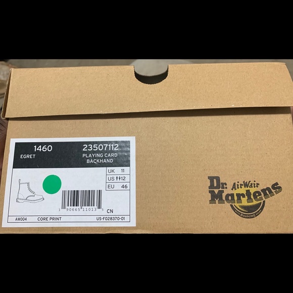 Limited Edition Dr. Martens - Picture 2 of 6